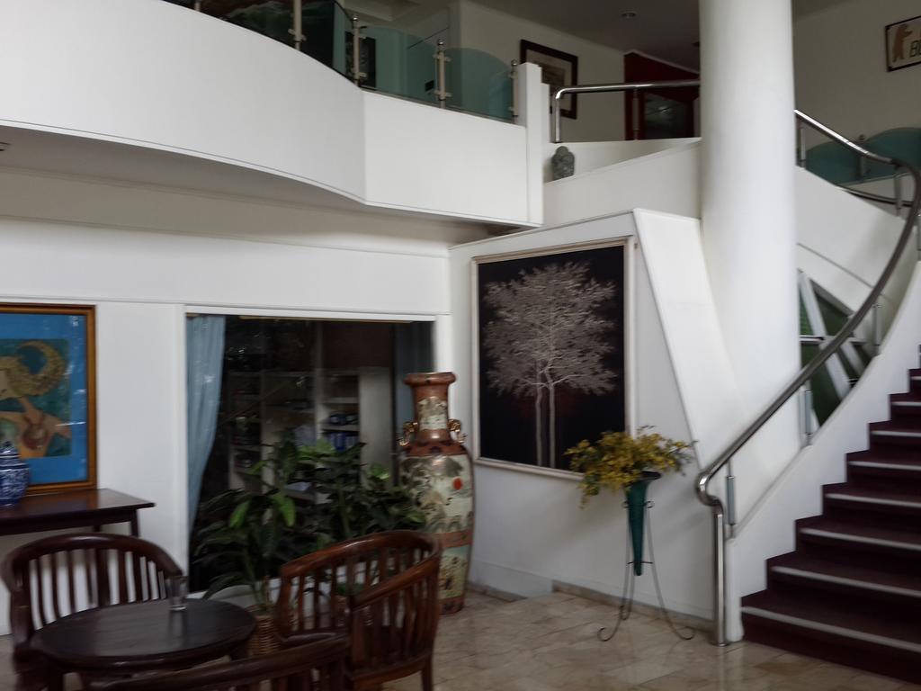 Reddoorz Plus Near Kebayoran Baru Blok S Джакарта Экстерьер фото