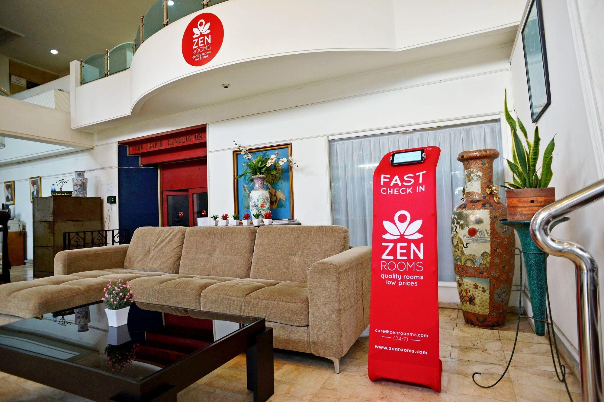 Reddoorz Plus Near Kebayoran Baru Blok S Джакарта Экстерьер фото