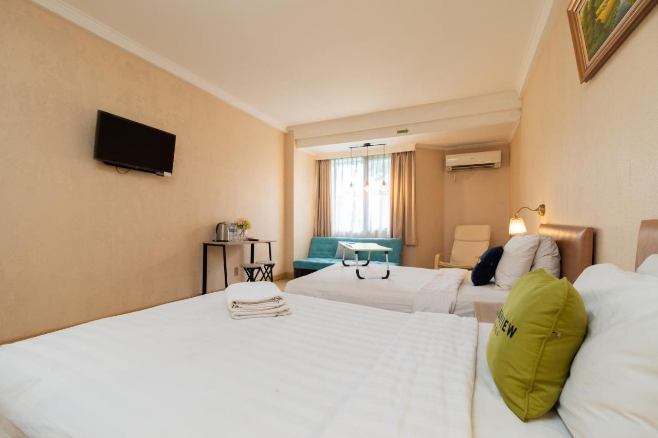 Reddoorz Plus Near Kebayoran Baru Blok S Джакарта Экстерьер фото