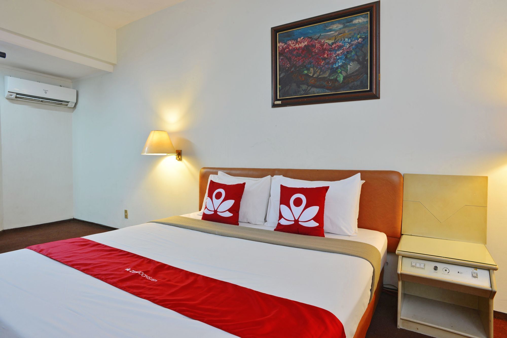 Reddoorz Plus Near Kebayoran Baru Blok S Джакарта Экстерьер фото